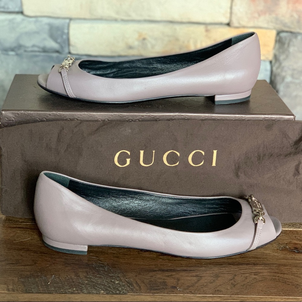 GORGEOUS Authentic Gucci Peep Toe Flats 37 - SZ 7